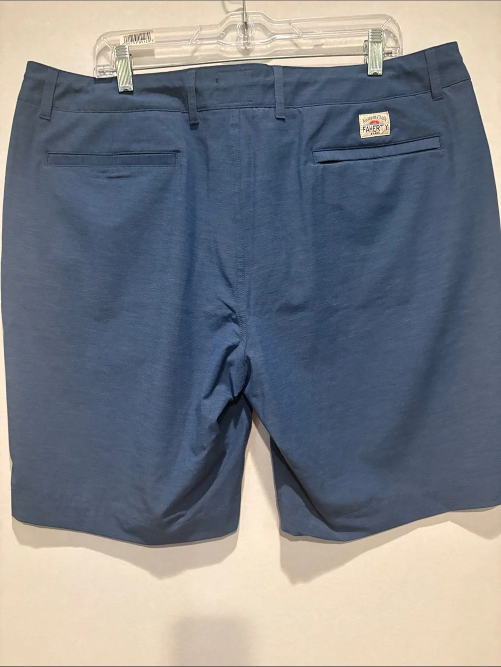 Faherty - All Day Belt Loop Shorts. 9 inch inseam. Navy Blue. Size 38. MSC0012